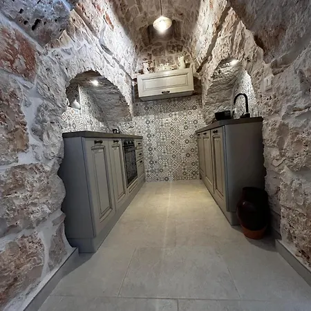 Il Trullo Di Bina 3* Pezze Di Greco