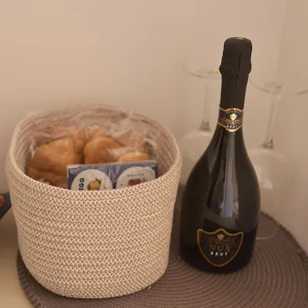 Bed & Breakfast Il Trullo Di Bina Pezze Di Greco