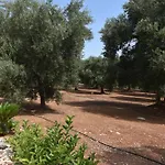 Il Trullo Di Bina Couette-café Pezze Di Greco