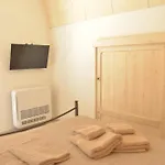 Il Trullo Di Bina 4* Pezze Di Greco