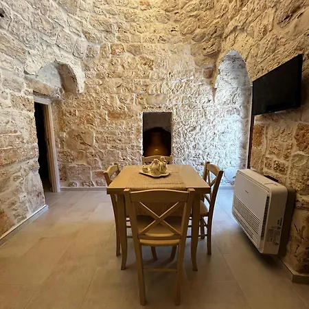 Il Trullo Di Bina Couette-café