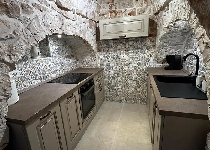 Il Trullo Di Bina Frühstückspension Pezze Di Greco