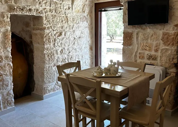 Il Trullo Di Bina Frühstückspension Pezze Di Greco